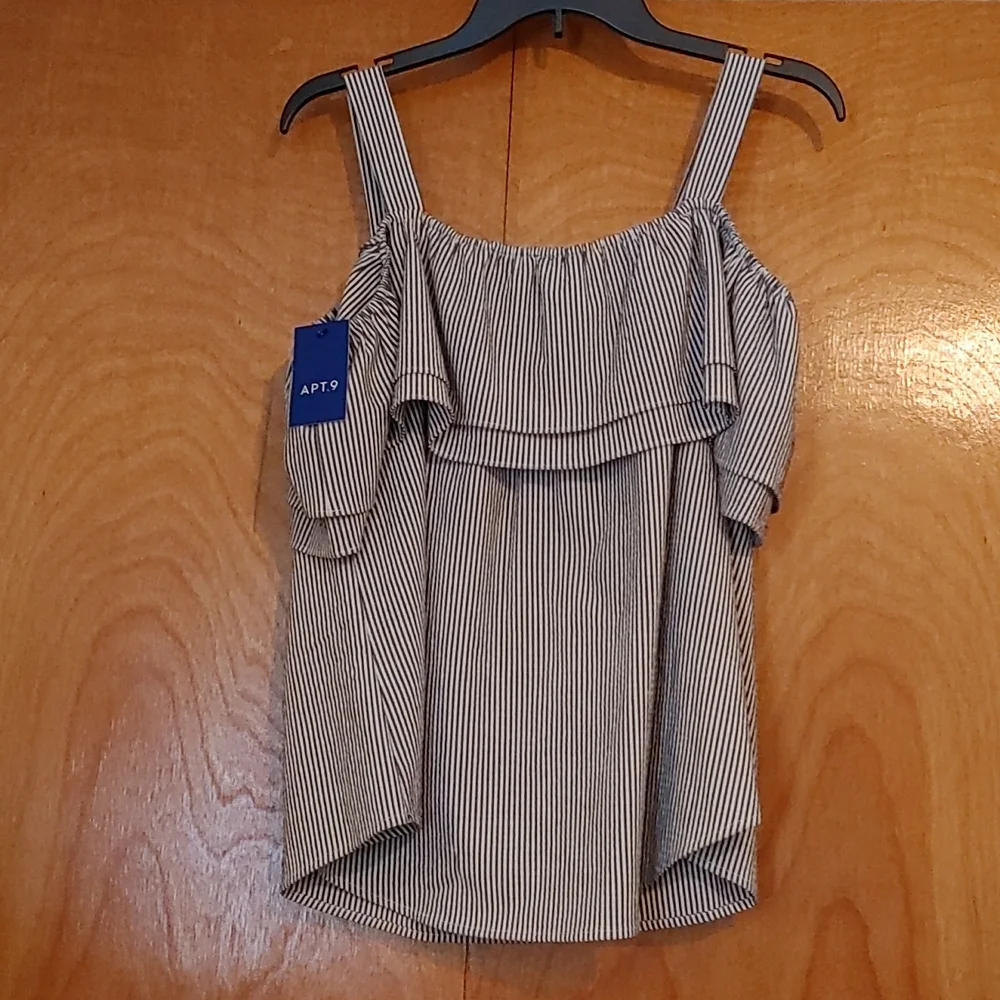 Striped Ruffle Sleeveless Top - Picture 6 of 6